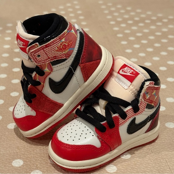 Marvel x Air Jordan 1 Retro High OG TD ‘Next Chapter’ - Picture 1 of 4